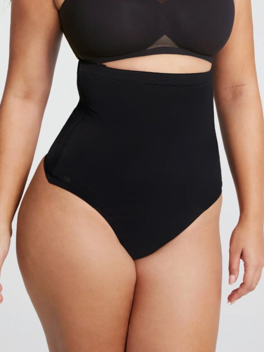 Honeylove SuperPower Thong - Vamp / Small